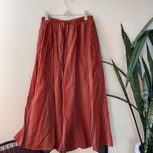 Cotton linen wide leg crop rust colored pants. NWT